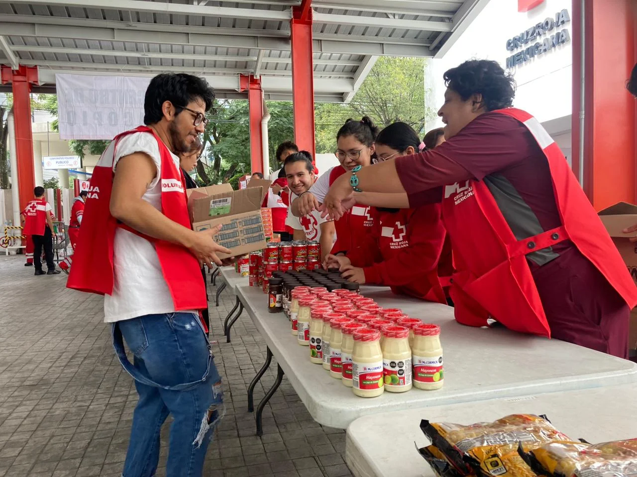 Acopio víveres Cruz Roja Huracán Otis